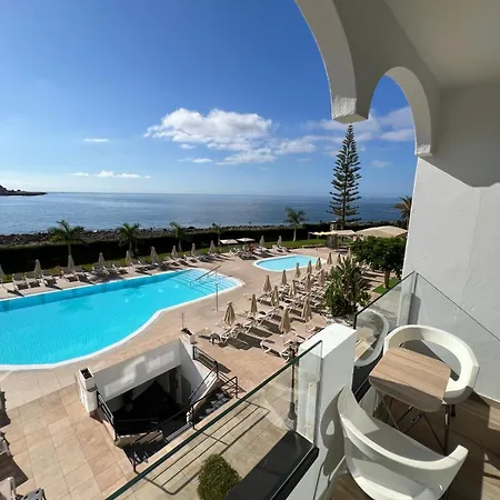 Cura Sea View *
